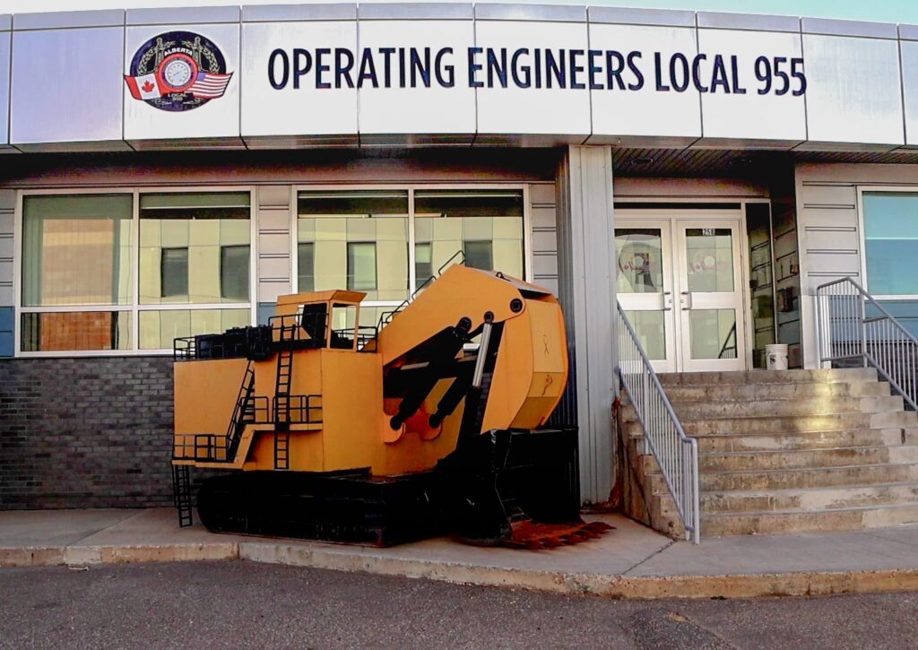 IUOE 955 uses Cat Simulators to train operators3